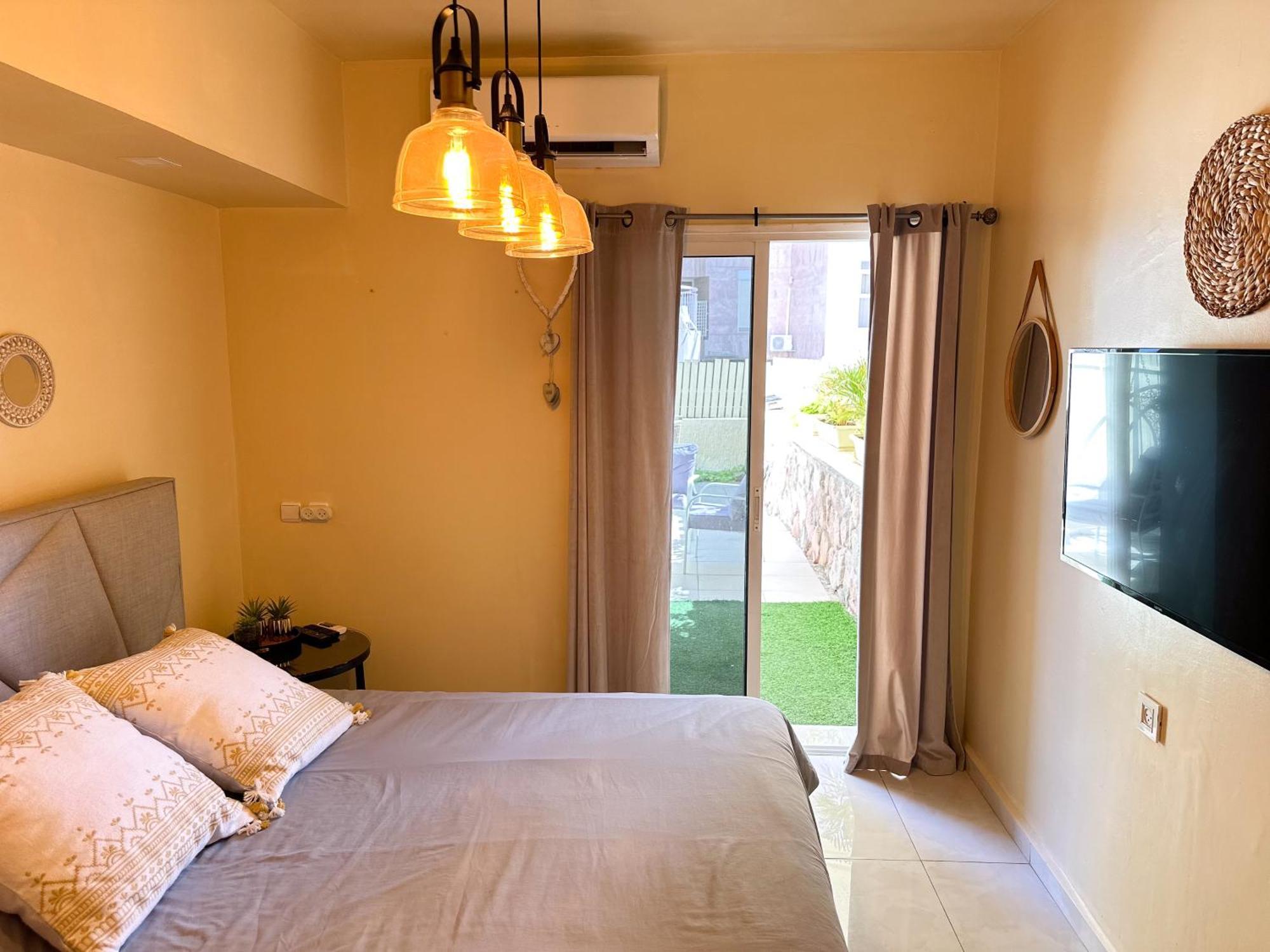 דירת נופש אילת -אלמוג Almog Suite In Eilat Close To Red Sea - דירת נופש אלמוג מרחק נגיעה מהים Zewnętrze zdjęcie