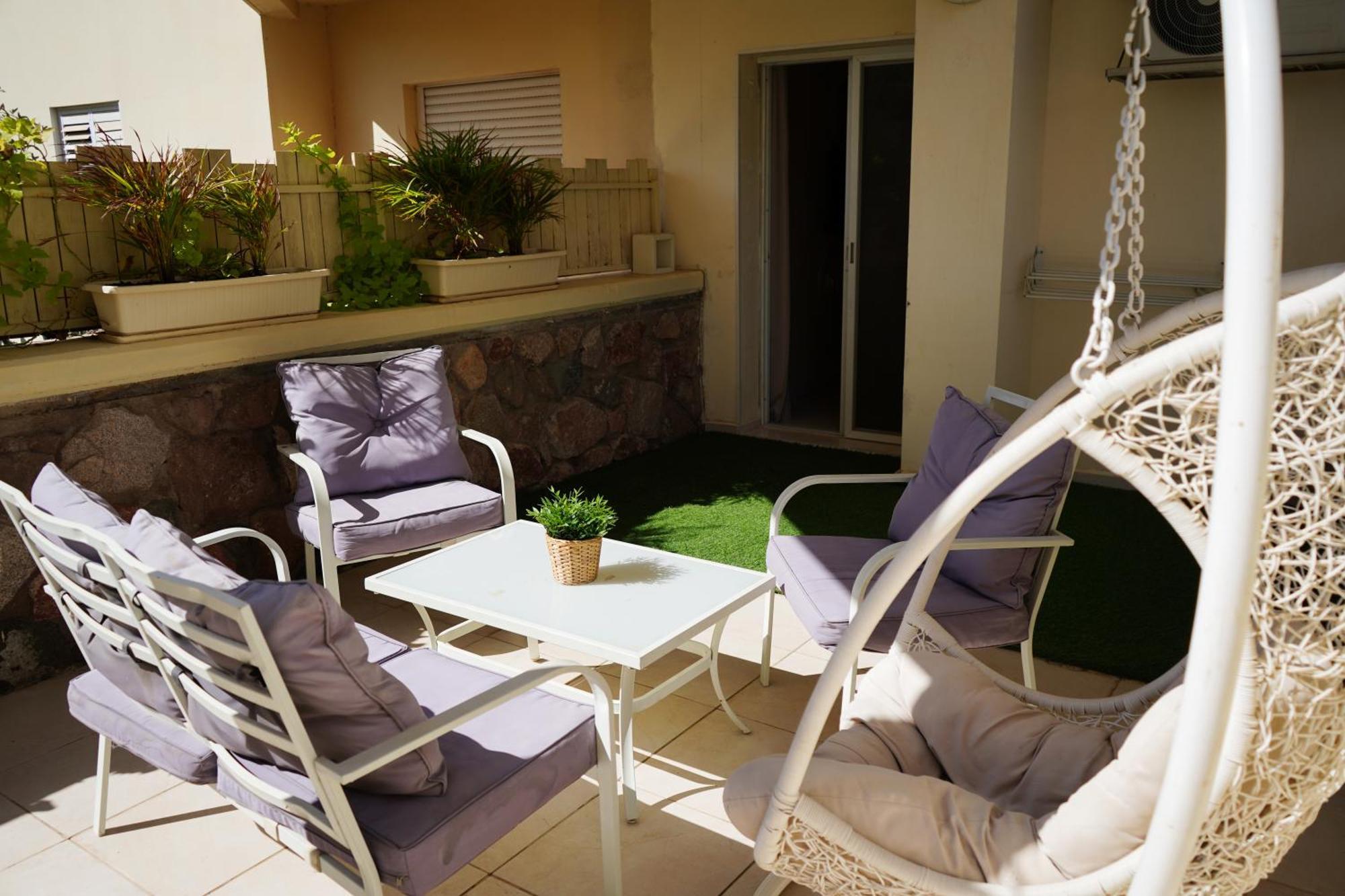 דירת נופש אילת -אלמוג Almog Suite In Eilat Close To Red Sea - דירת נופש אלמוג מרחק נגיעה מהים Zewnętrze zdjęcie