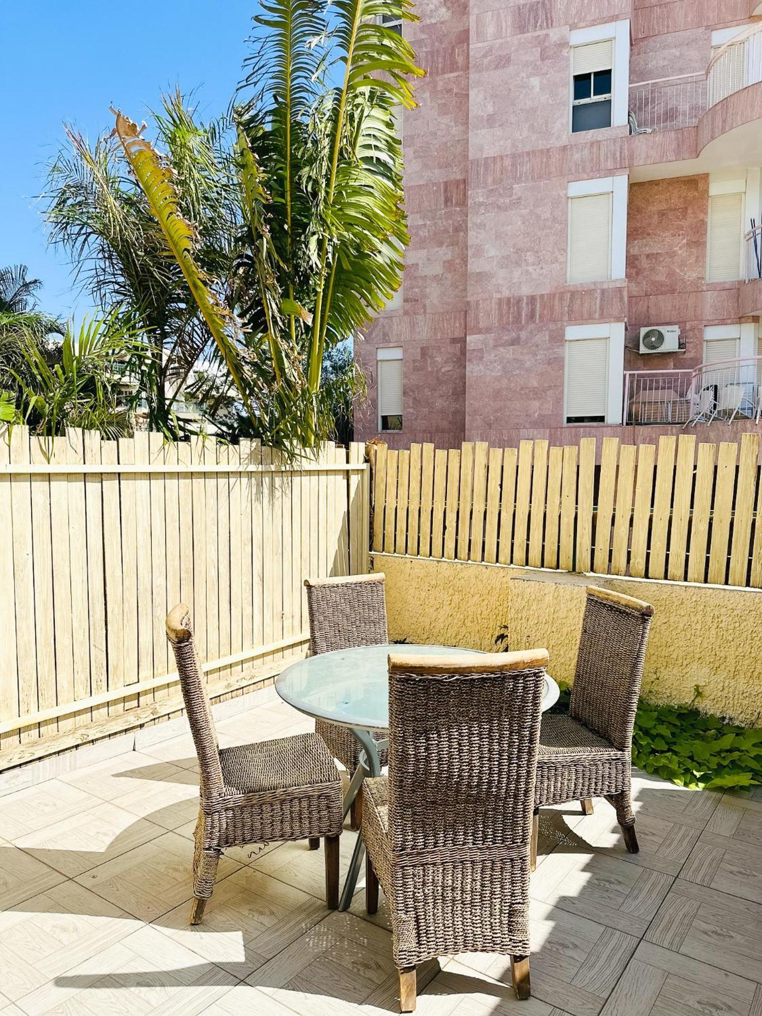 דירת נופש אילת -אלמוג Almog Suite In Eilat Close To Red Sea - דירת נופש אלמוג מרחק נגיעה מהים Zewnętrze zdjęcie